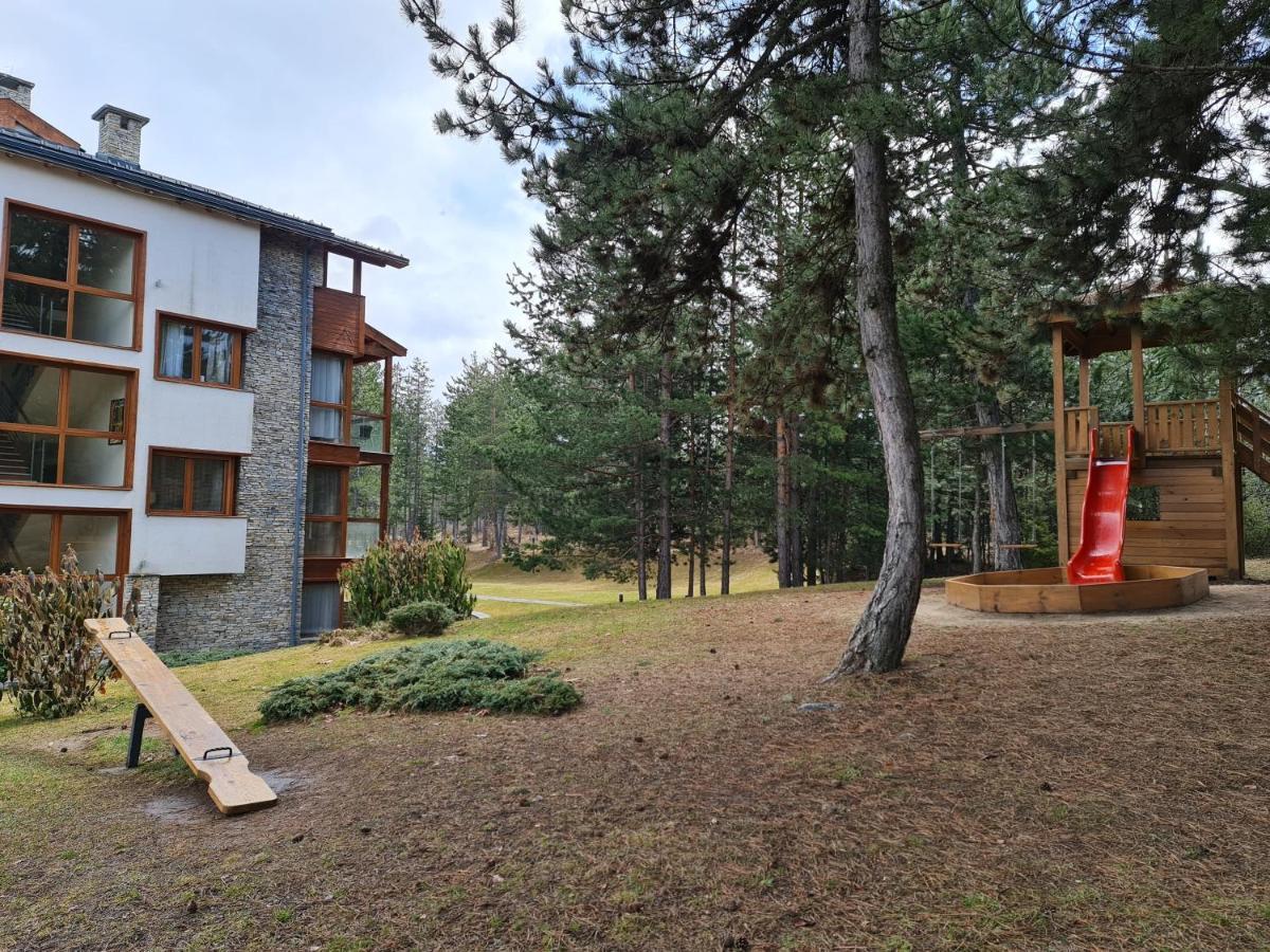 Pirin Golf Apartment Home With Private Garden Bansko Luaran gambar