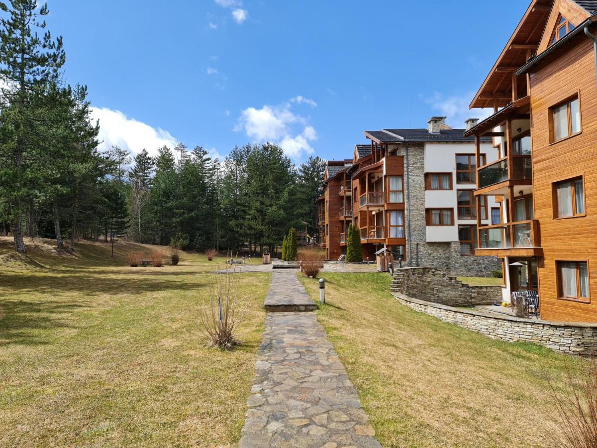 Pirin Golf Apartment Home With Private Garden Bansko Luaran gambar